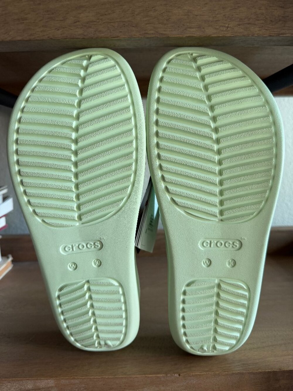 CROCS Getaway Toe Loop Platform Sandal in Jade Tint NEW Various Sizes - Picture 8 of 9